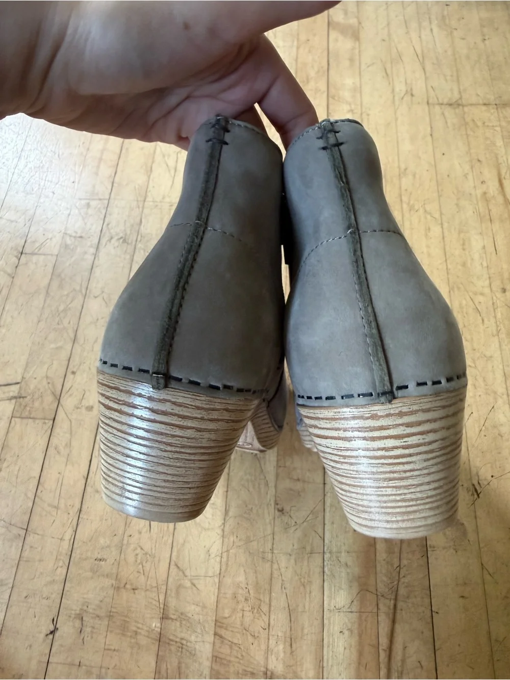 DANSKO Maria Clog Boot Grey Taupe Nubuck Leather Zip Up 39